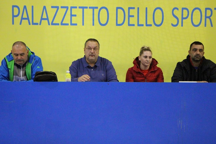 Slijeva: tajnik Kristijan Udovičić, predsjednik Dean Hrelja, Ana Jajčević i Valentino Štingl (Snimio Mijat Gavran)